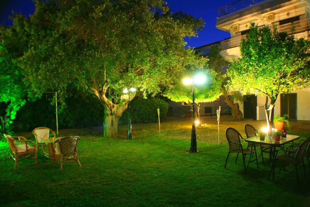 Salonikiou Beach Apartments Akti Salonikiou Exterior photo